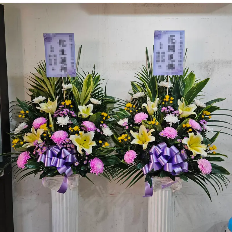 追思高架花籃